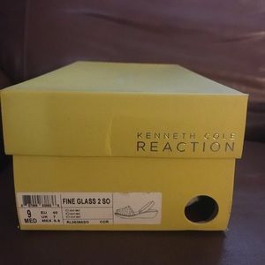 Kenneth Cloe sandals